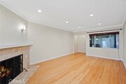Photo - 15457 Moorpark St Unit 5