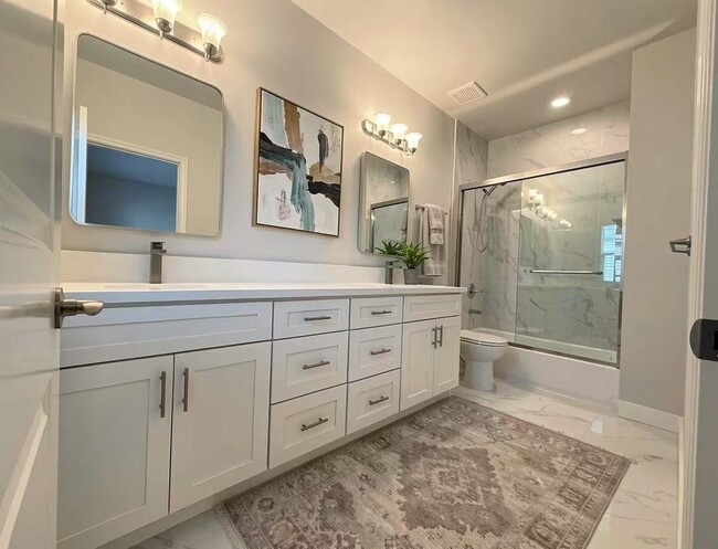 Photo - 300 W Foothill Blvd