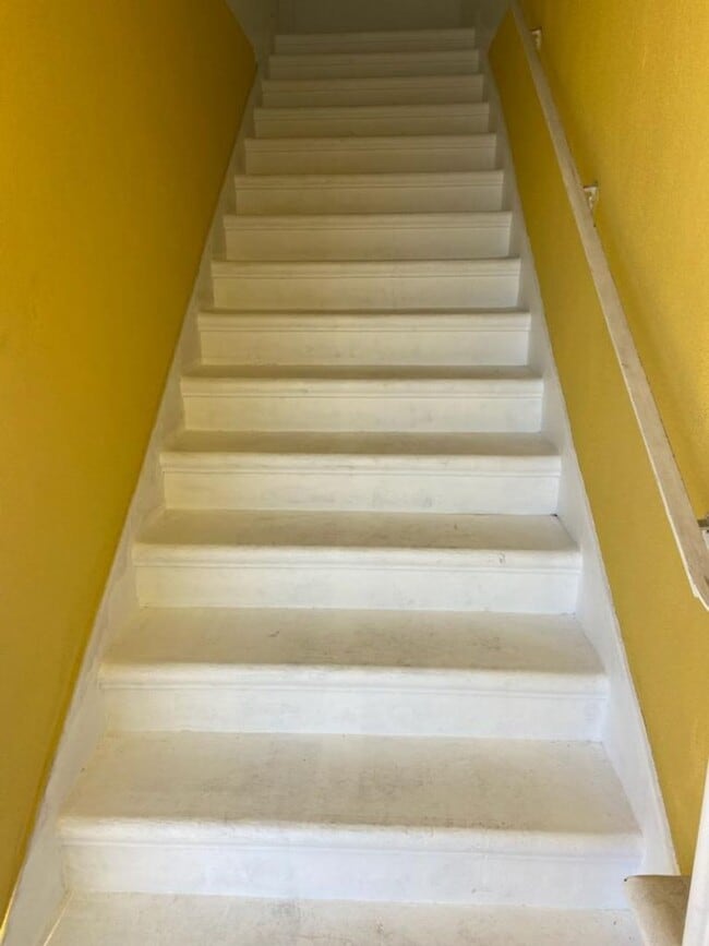 Photo - 5213 W 120th St Unit 2