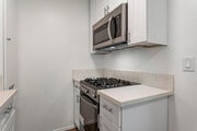 Photo - 1173 W 29th St