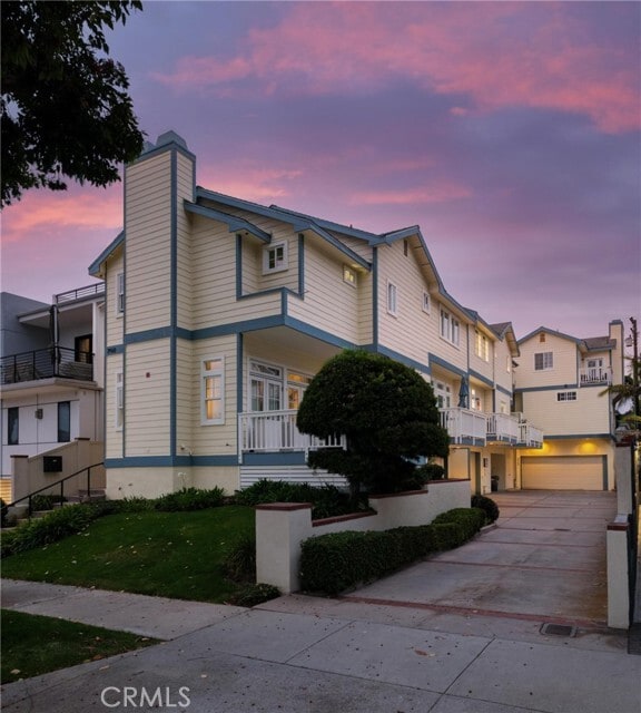 Photo - 702 S Broadway Townhome
