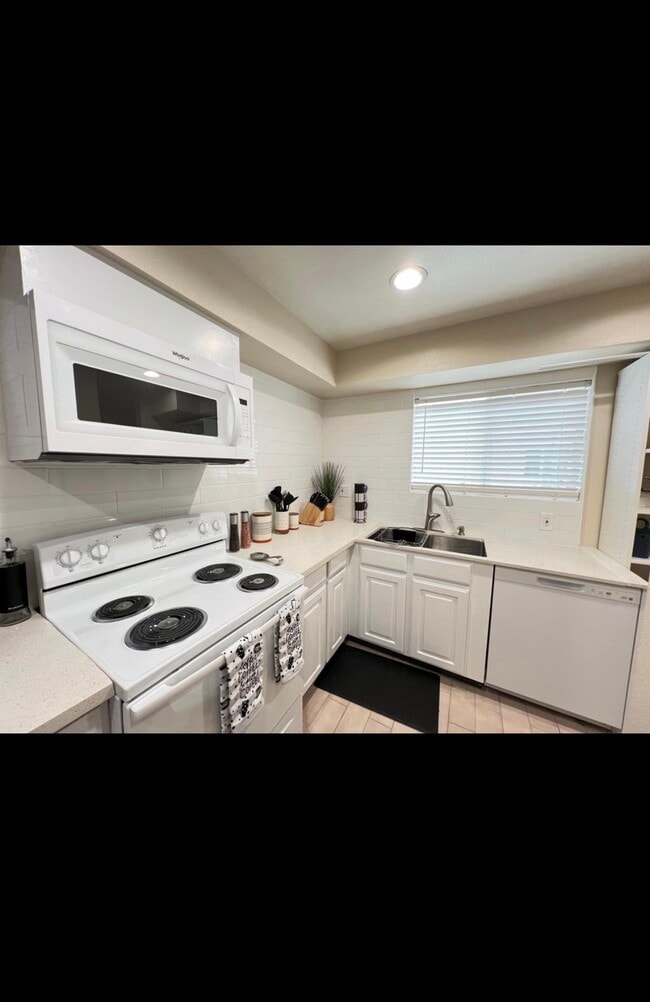 Photo - 7651 Reseda Blvd Unit 26