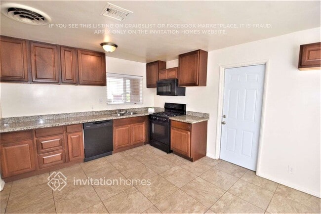 Photo - 14357 Herron St