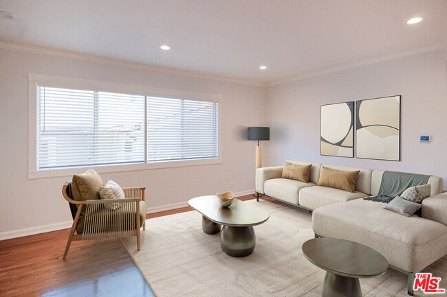 Photo - 930 S Bedford St Condo Unit 4