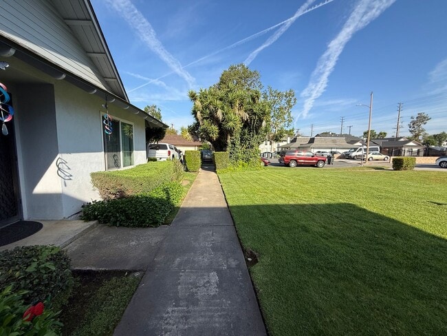 Photo - 14542 Carfax Dr Unit #C