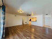 Photo - 1525 W Houston Ave