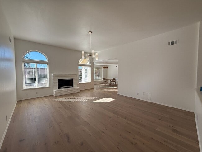 Photo - Beautifully Updated Single Story Home in The Country Club Near The Golf Course