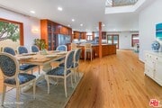 Photo - 10734 Lindbrook Dr House