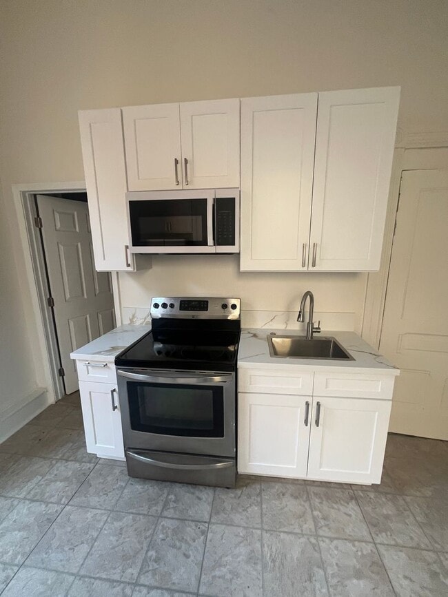 Photo - 444 G St Unit 1