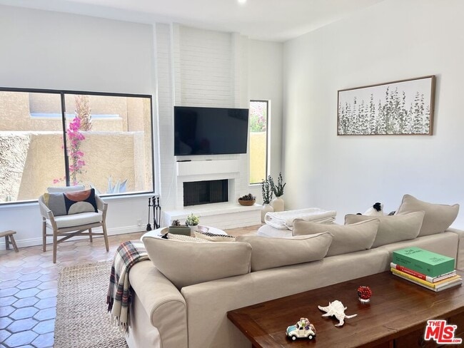 Photo - 73441 Foxtail Ln