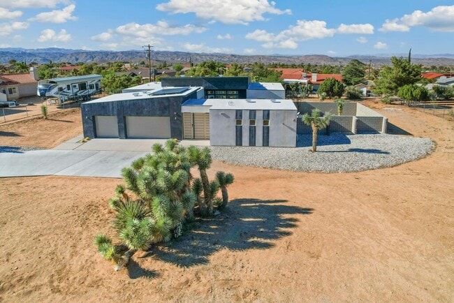 Photo - 58654 Piedmont Dr
