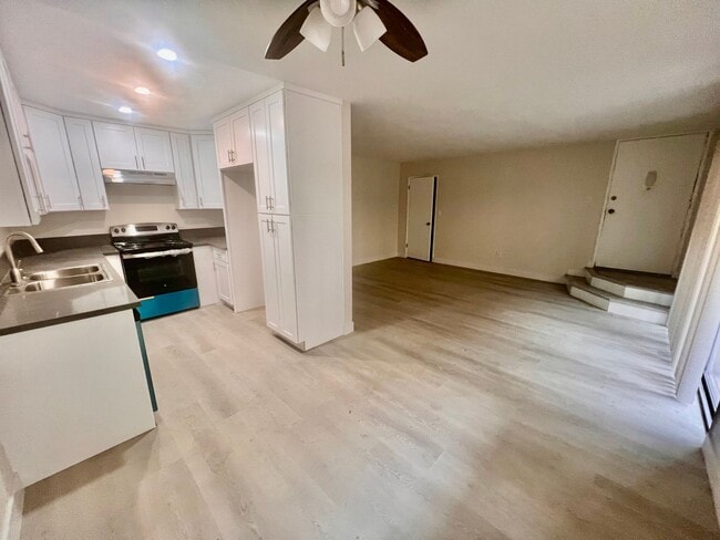 Photo - Columbus Terrace