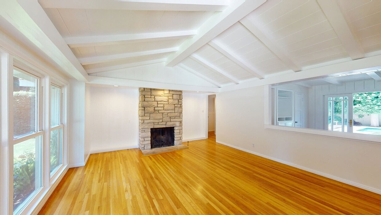 3D Tour - 21309 Ibanez Ave