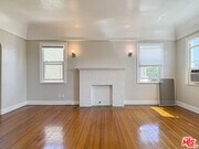 Photo - 733 N Ridgewood Pl Unit 735 1/2