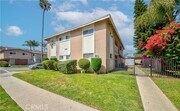 Photo - 1381 Burwood St Townhome