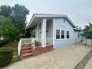 Photo - 1708 Broadway St
