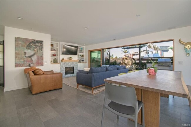 Photo - 246 Orange St