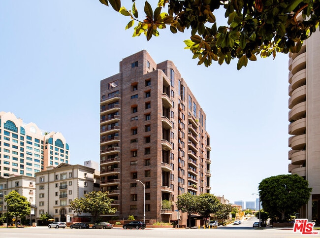 Building Photo - 10550 Wilshire Blvd Unit 904