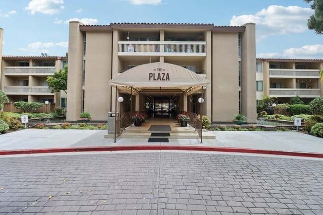 Photo - 1855 Diamond St Unit 5-213