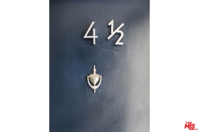 Photo - 925 N Curson Ave Unit 4 1/2