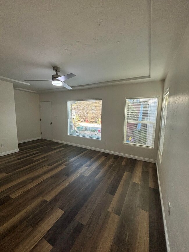 Photo - Beautifully renovated 2 bedroom 2 bath home w/ all utilities included! Unit 3864