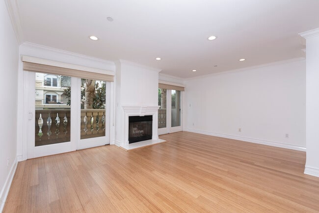 Living Room - 123 S Clark Dr Unit 202