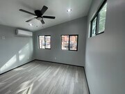 Photo - 1542 Loma Ln
