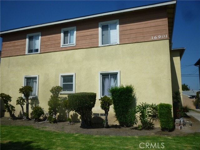 Photo - 16901 Crenshaw Blvd Townhome