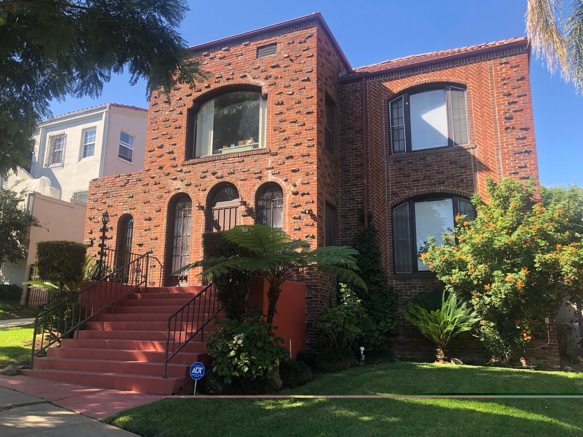 Photo - 1315 S Orange Dr Unit 1315