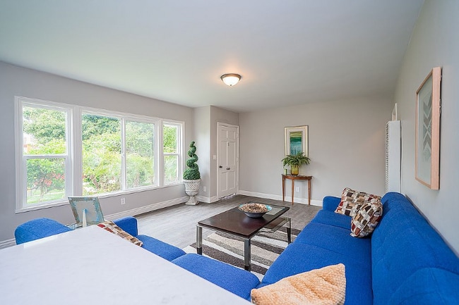 Photo - 2007 W Reeve St