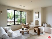 Photo - 11748 La Maida St