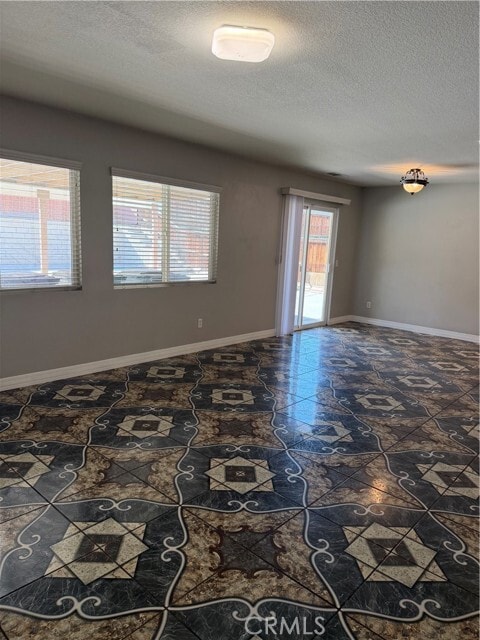 Photo - 13939 Little Park St