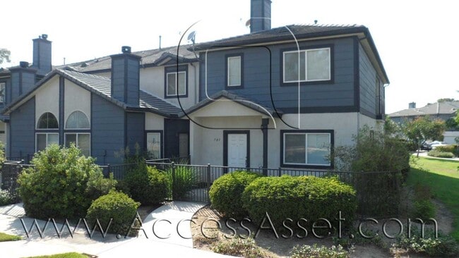 Photo - Gorgeous Condo in Prestigious Community With 2 Bed/2 Baths In Redlands!