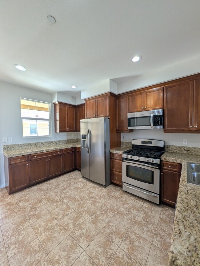 Photo - 1423 Abelia Unit Beautiful 3-Bedroom Condo for Rent in Irvine