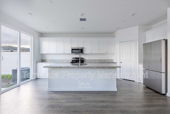 Photo - 29243 Victoria Bch Blvd