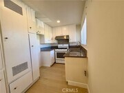 Photo - 660 E 6th St Unit C