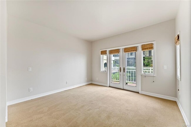 Photo - 1800 E Ocean Blvd