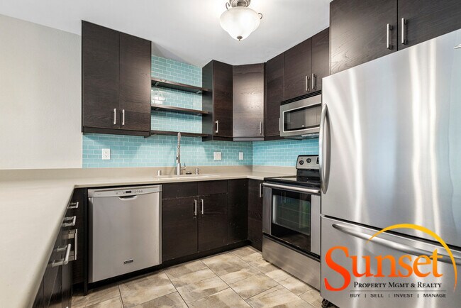 Photo - 140 W Walnut Ave