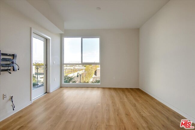Photo - 12655 Bluff Creek Dr Unit 304