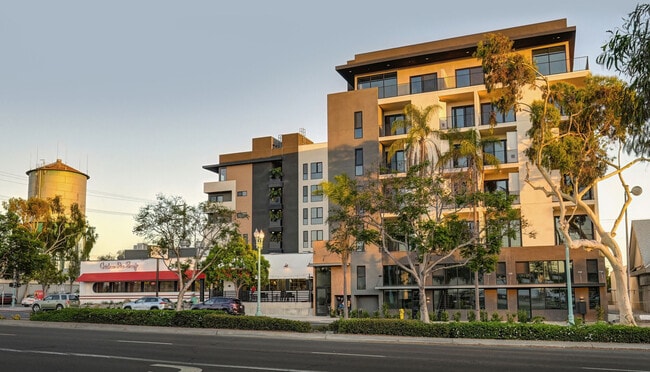 Photo - Parkline North Park Apartments