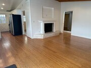 Photo - Steps to sand at Pierpont Lanes House