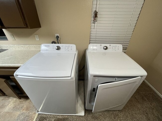 Photo - 4154 159th St