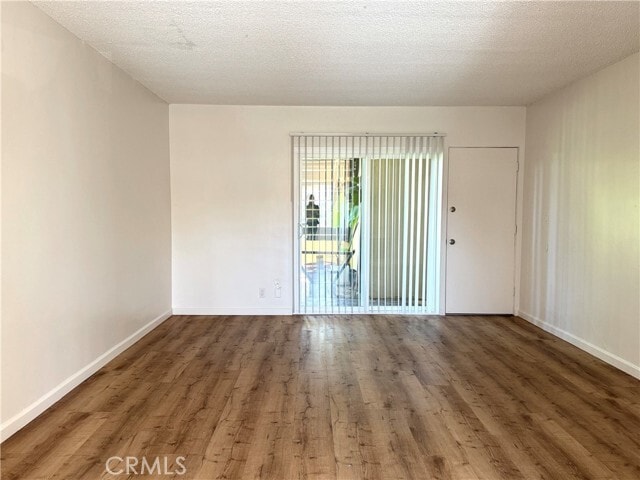 Photo - 620 Illinois Ct Unit 6
