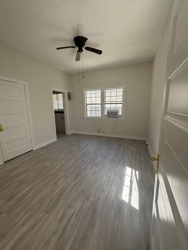 Photo - 10560 Fenwick St Unit 10544 Floralita