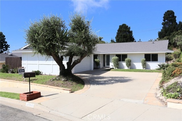 Building Photo - 28244 Trailriders Dr Rental