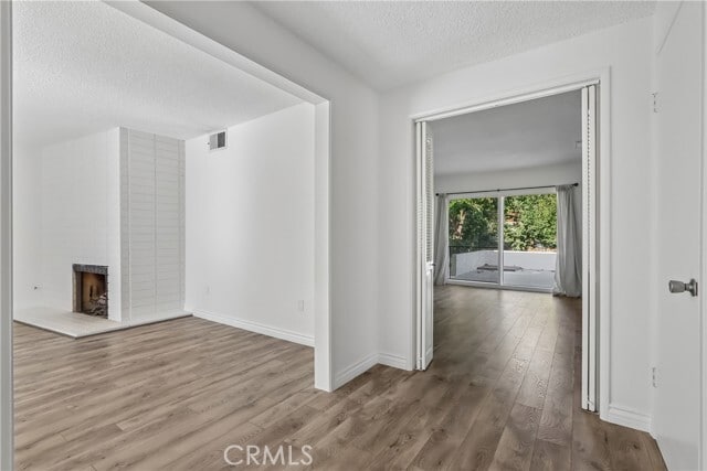 Photo - 1184 Lyndhurst Dr