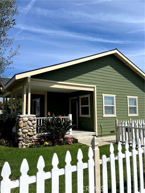 Photo - 24636 Cypress St