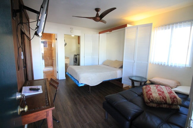 Photo - 2826 Mission Blvd Unit 3