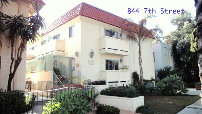 Photo - 844 7th St Unit 3