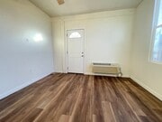 Photo - 1334 E Brockton Ave Unit B